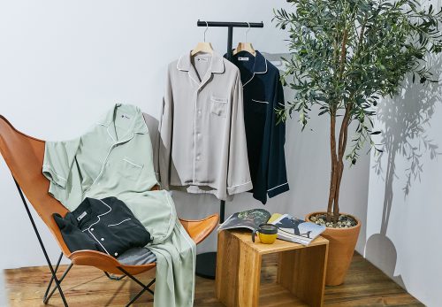 ナノ・ユニバースからはっとり（マカロニえんぴつ）とのコラボアイテム第二弾「パジャマ セットアップ」の企画担当しました。